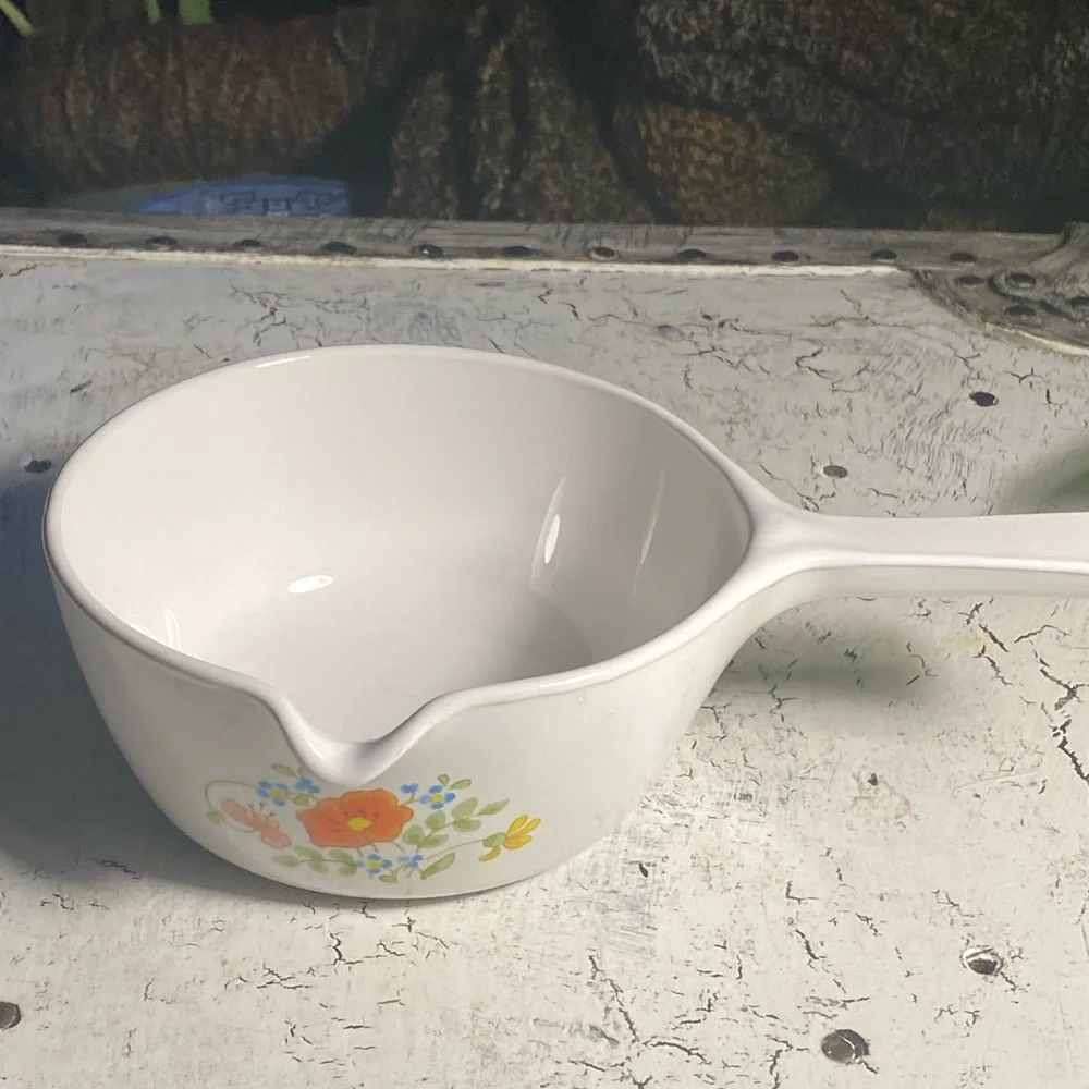 Corning Ware Wildflower 2.5 Cup P-89-B Sauce Pan